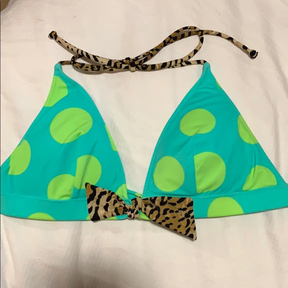 Victoria’s Secret bikini top